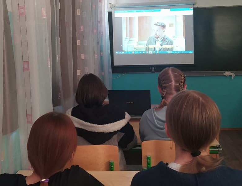 Россия умная: узнаю о профессиях и достижениях в сфере образования
