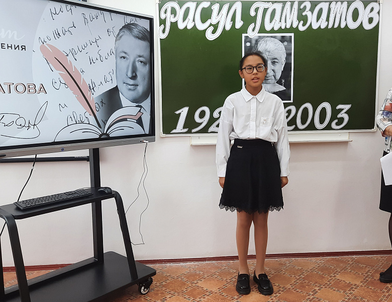 ТЕБЕ, ПОЭЗИЯ, СПАСИБО!