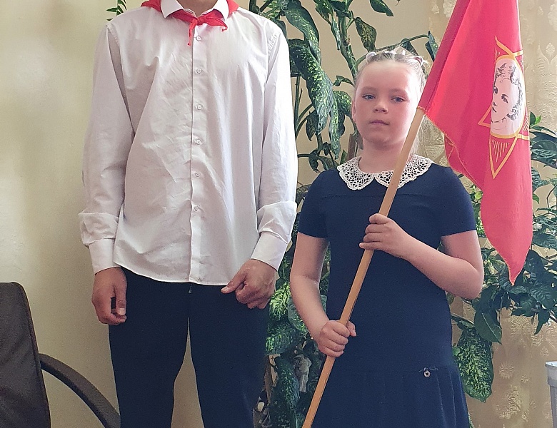 «Салют, Пионерия!»