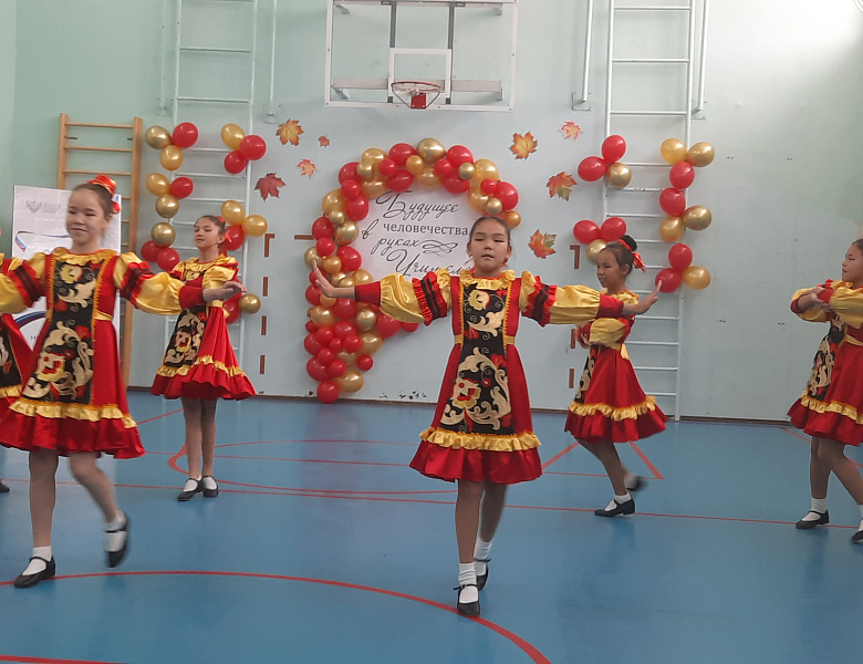 ПРАЗДНИЧНЫЙ КОНЦЕРТ